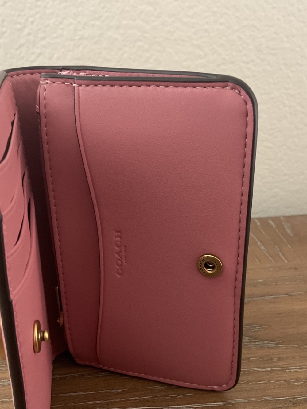 Essential Slim Card Case - Brass/Peony - Picture 8 of 10